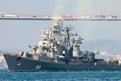 Турецкие рыбаки приняли российский эсминец за корабль НАТО