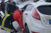 В ДТП с маршруткой на трассе Киев - Чоп пострадали 12 человек, погиб ребенок