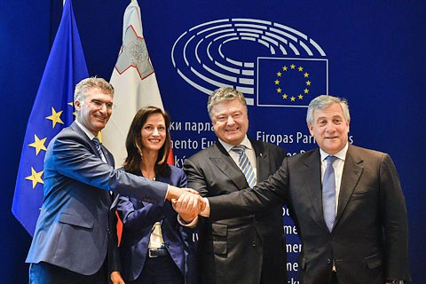 Глава Европарламента подписал соглашение о безвизовом режиме для украинцев (обновлено)