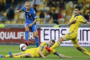 Букмекеры: Украина проиграет в Севилье со счетом 0:2