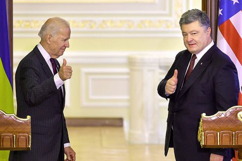 Порошенко: президентство Байдена відкриває для України нові можливості