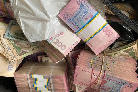 Глава Кировоградской ОГА задержан за вымогательство взятки в 1,8 млн гривен