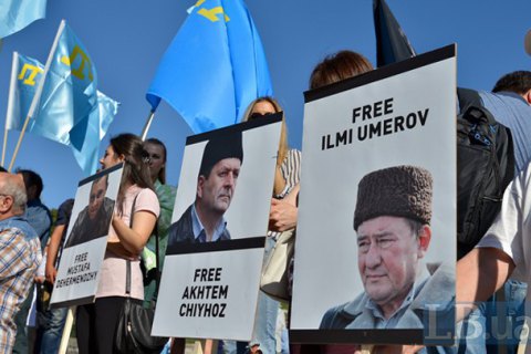 Порошенко наградил орденами Ильми Умерова и Ахтема Чийгоза