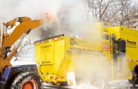 Киев показал в работе снегоплавильную машину