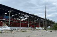 У Словʼянську ворог вдарив по терміналу «Нової пошти»