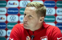 Футболіст збірної Польщі придбав машину швидкої для допомоги українським дітям