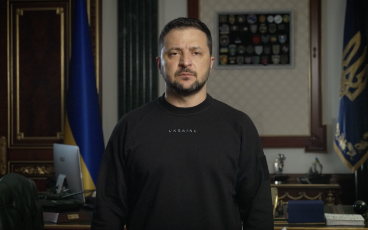 Україна починає роботу над всеохопною концепцією розвитку авіації з урахуванням переходу на нові типи літаків, – президент
