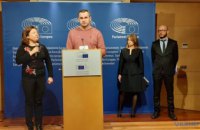 Сенцов считает, что в ЕС могли бы принять более жесткие меры относительно Путина