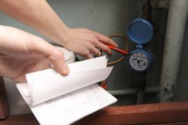 Азаров с МВФ решили повысить тарифы на газ на 30%