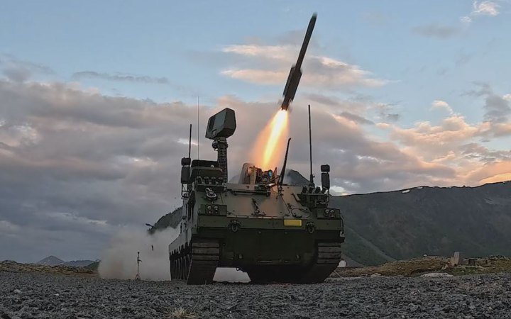 Зеленський: Україна отримала від Німеччини нову пускову установку IRIS-T