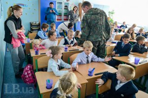 Бойовики змушують школярів Донбасу вчитися за російськими програмами