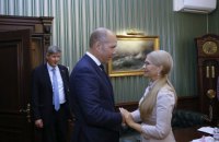 Тимошенко поздравила нового главу Всемирного конгресса украинцев с избранием