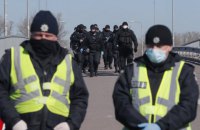 За три дні локдауну поліція виявила порушення у понад 1,6 тисячі закладів