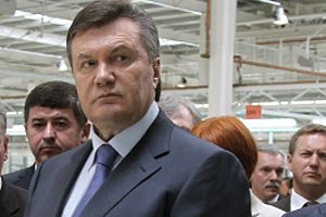 Янукович поручил Пшонке расследовать причины аварии на шахте