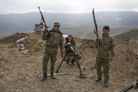 Азербайджан и Армения обменялись военнопленными по принципу "всех на всех"