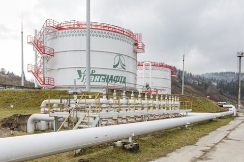 "Укртранснафта" возобновила транзит по нефтепроводу "Дружба"