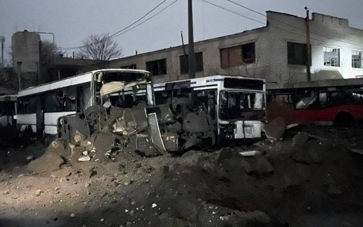 За добу росіяни вбили девʼятьох мирних людей у Донецькій області, по Сумській вранці стріляли мінометами