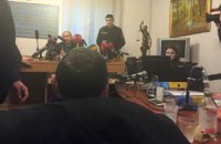 Суд возобновил заседание с участием Корбана 