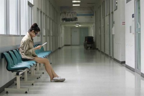 В Минюсте зарегистрирован приказ о допуске посетителей в реанимацию, - активистка