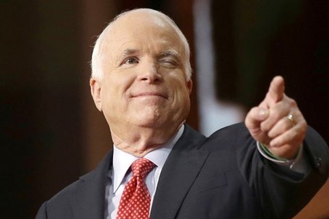Улицу Кудри в Киеве переименовали в честь сенатора США Маккейна