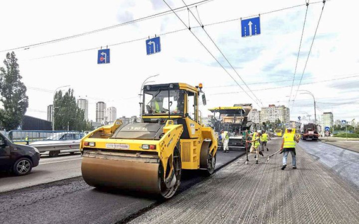 В Києві до кінця жовтня обмежуватимуть рух Воскресенским проспектом