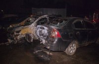 В Киеве неизвестные подожгли на стоянке машину общественного активиста