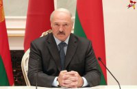 Лукашенко предложил на время каникул отправлять студентов в армию 