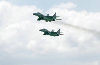 Словаччина передала Україні ще девʼять винищувачів МіГ