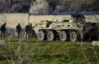 Спецназ РФ взял штурмом военную часть в Бельбеке (добавлены фото)