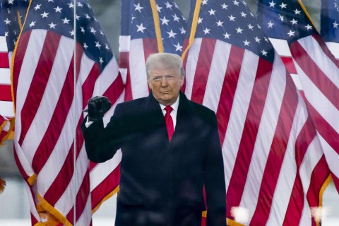 Трамп подал в суд на комиссию, которая расследует штурм Капитолия