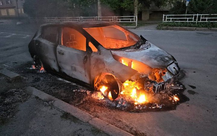 Російський дрон атакував цивільне авто в Осокорівці на Херсонщині