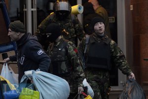 МЗС РФ закликало роззброїти "Правий сектор"