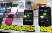 Nokia впервые за 14 лет потеряла статус крупнейшего производителя