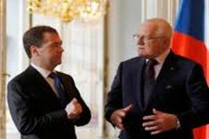 Чехия предлагает России перевести резервы в кроны
