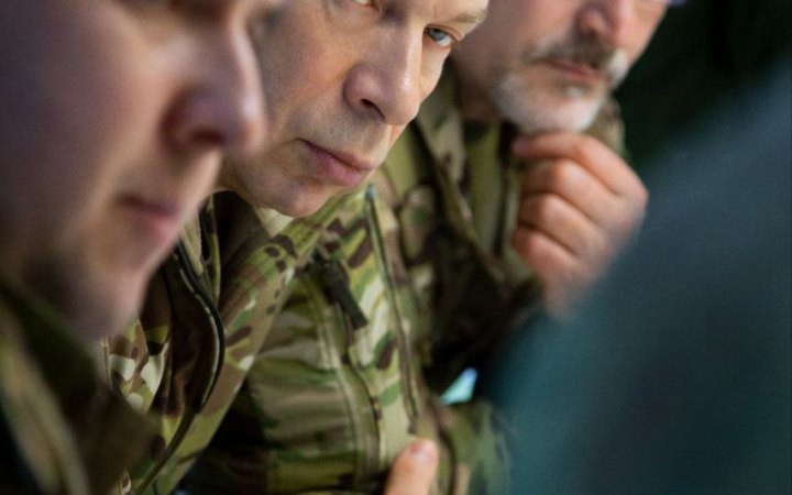 Сирський: ворог намагається інфільтруватися на околицях Костянтинівки