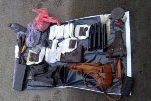 В Харькове задержали луганский автомобиль с оружием и боеприпасами