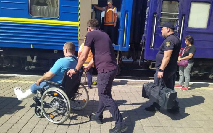 Укрзалізниця відправить евакуаційний поїзд з Донеччини