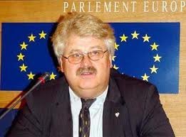 Евродепутат припомнил Януковичу признание политики в деле Тимошенко 