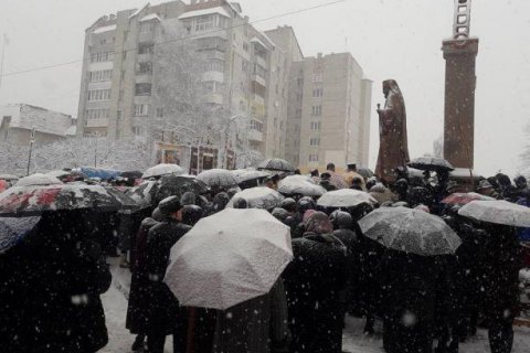 В Трускавце открыли памятник экс-главе УГКЦ Слепому