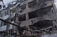 Російські загарбники знищили вщент адмінбудівлю у Херсоні, – ОВА