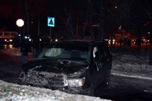 Донецкий мажор задавил на тротуаре двух пешеходов