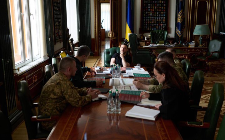 Зеленський анонсував старт реформування армії із підвищенням виплат: в тилу – не менше 30 000