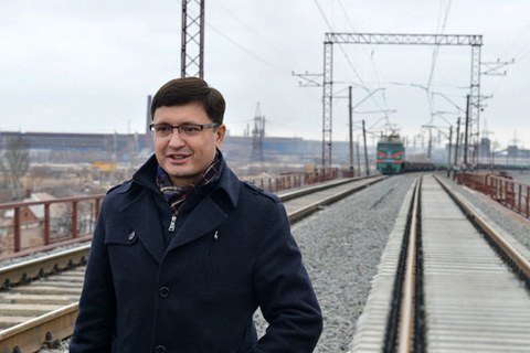 На виборах мера Маріуполя лідирує топ-менеджер Ахметова, - екзит-пол R&B