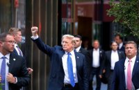 Meta зняла обмеження щодо акаунтів Дональда Трампа у Facebook та Instagram