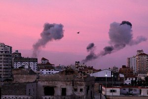 Израиль и сектор Газа обменялись ракетным огнем: 15 пострадавших