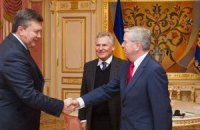 Янукович встретился с Квасьневским и Коксом
