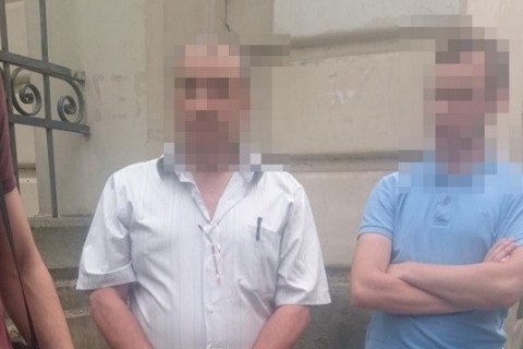 Во Львовской области главред интернет-издания вымогал у чиновника $500