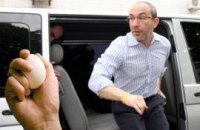 Кернес подвергся яичной атаке