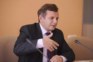 МВФ не сможет выделить деньги Украине, если та откажется от реформ, - эксперт