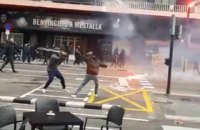 Фанаты "Барселоны" и "Валенсии" устроили побоище перед матчем чемпионата Испании